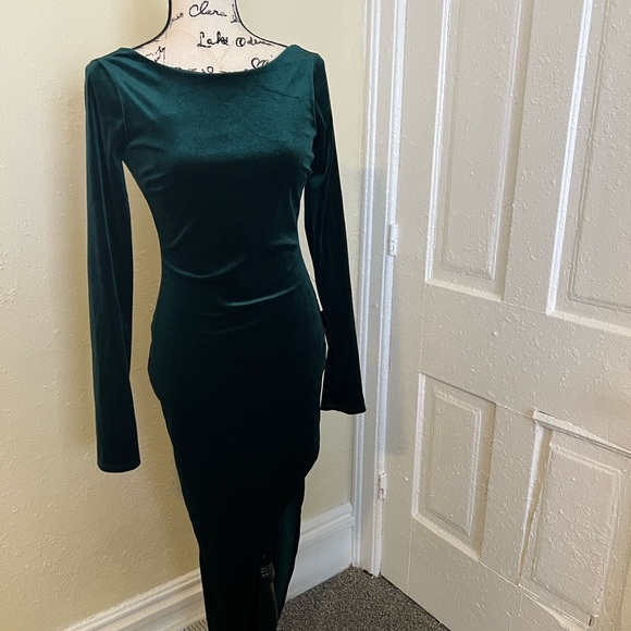 LULUS Emerald Green Velvet Long Sleeve Maxi Dress - Picture 3 of 8